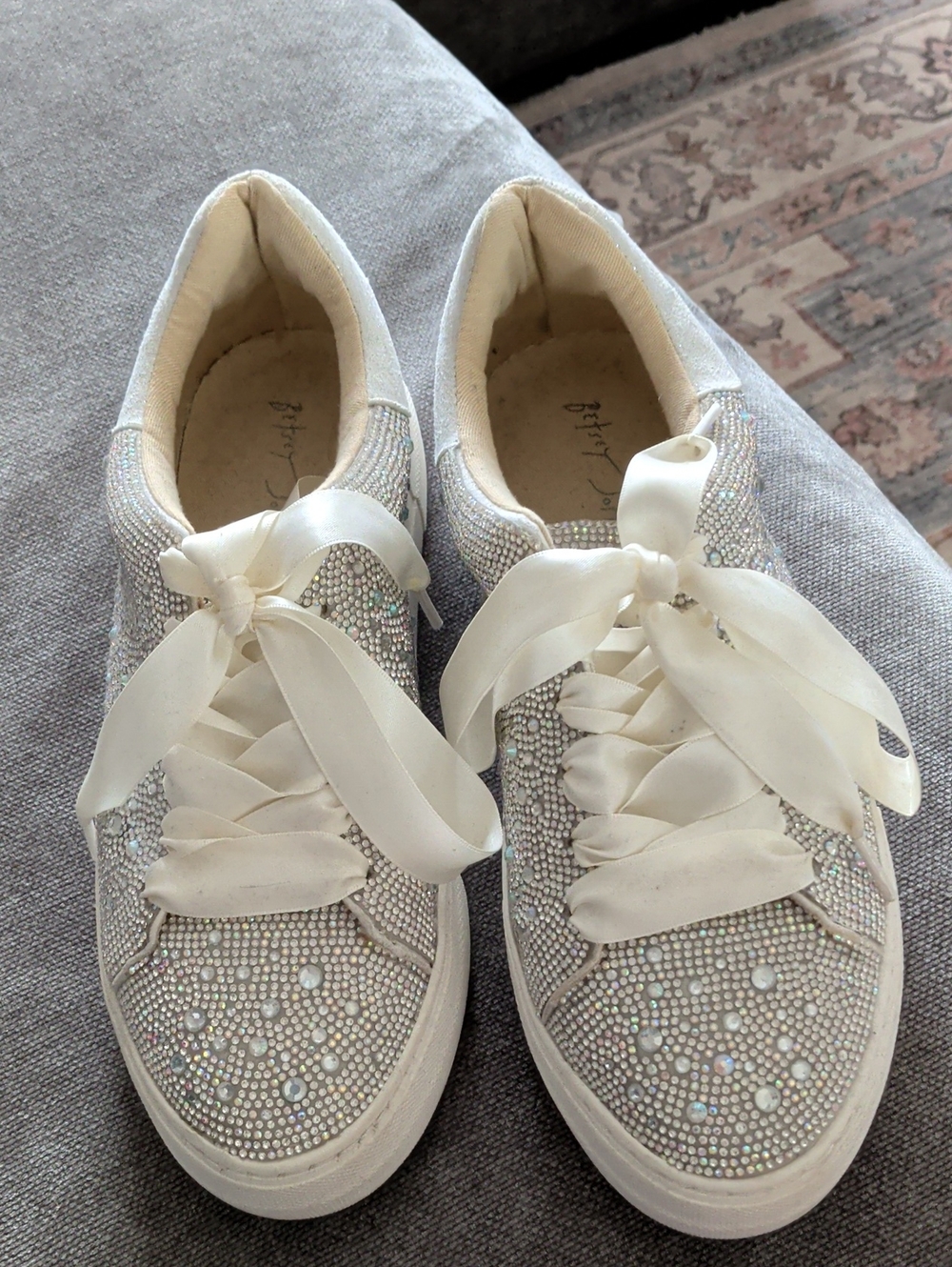 Sparkle Satin Ribbon Lace-Up Women's Sneakers - White